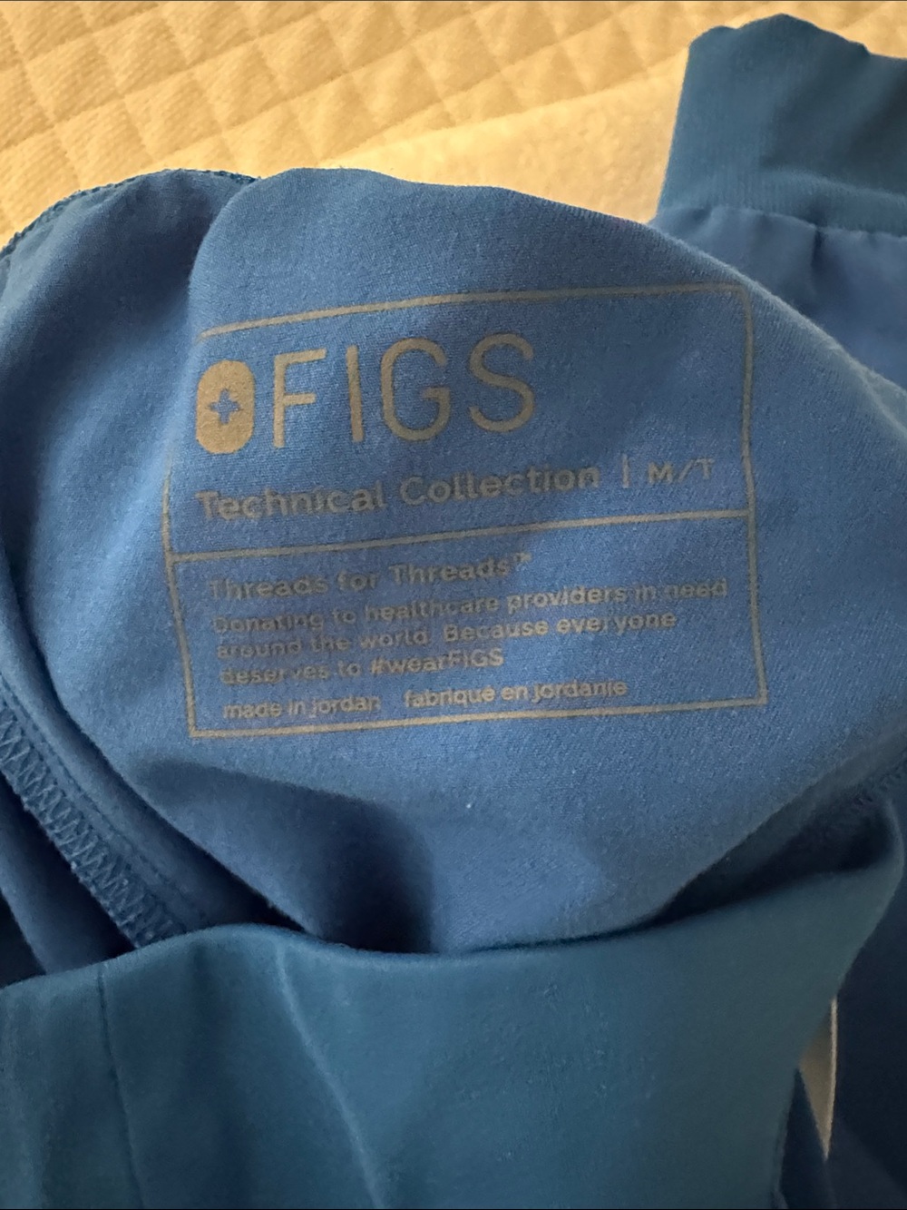 Figs Women's Scrub Set in Royal Blue - Picture 5 of 5